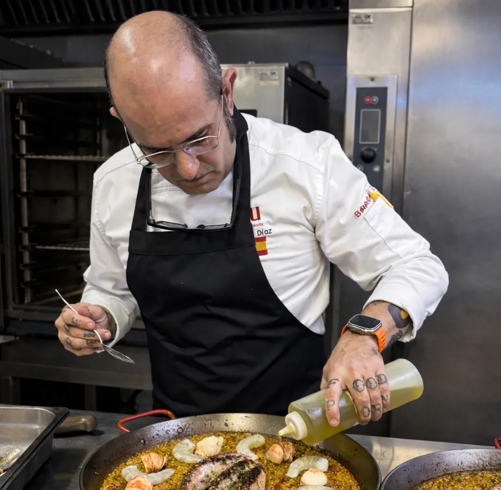 Image alt description