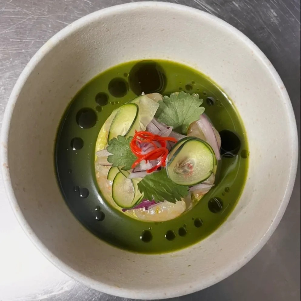 Image alt description