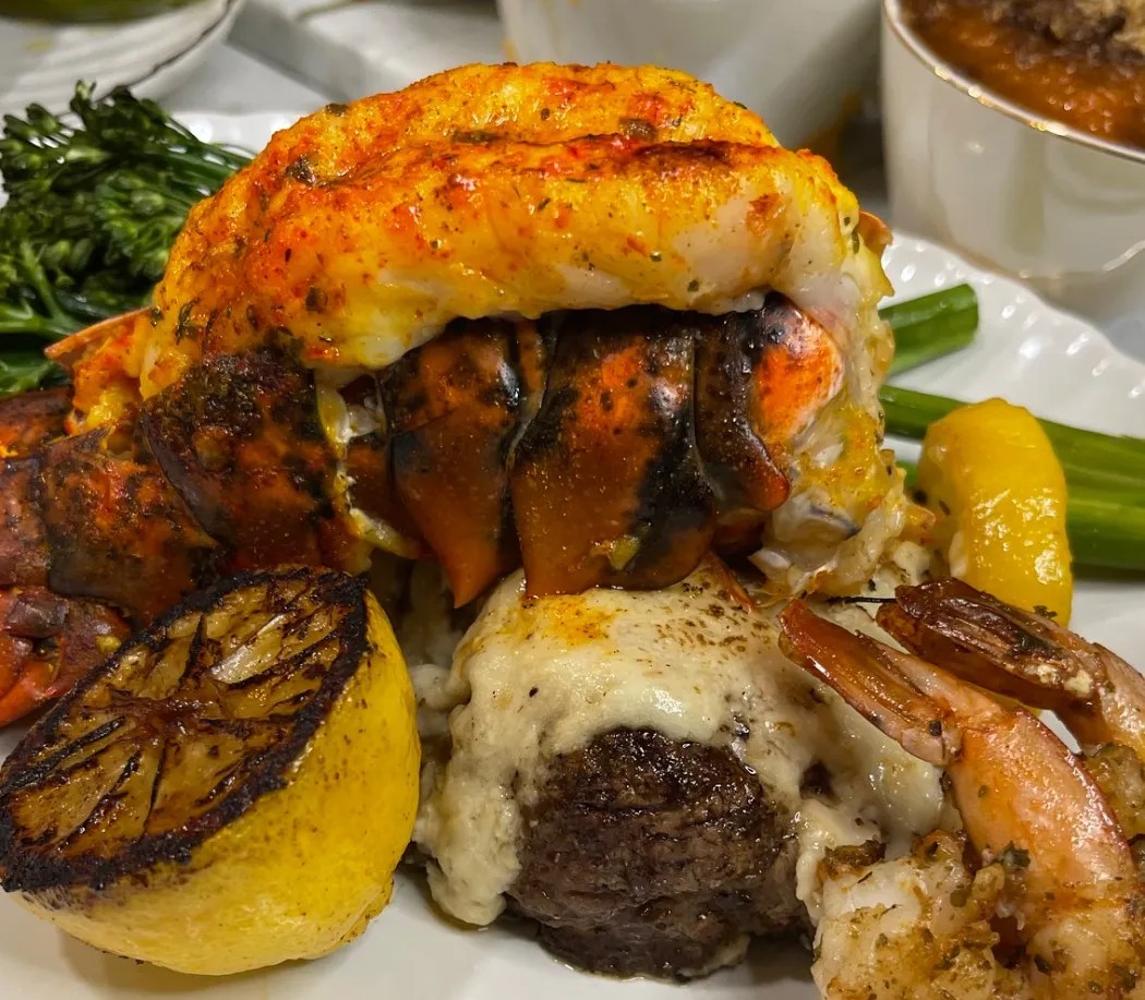 Image alt description