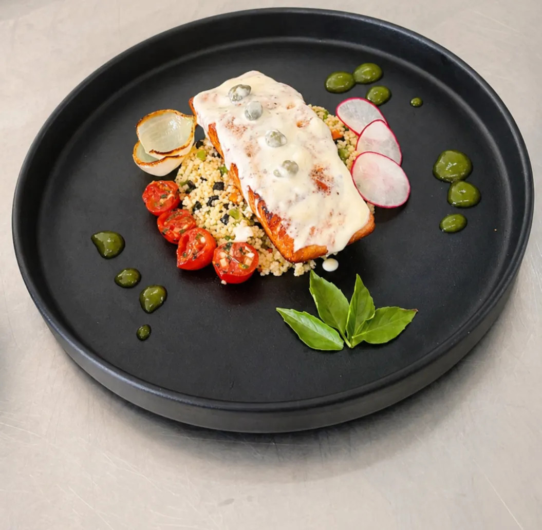 Image alt description