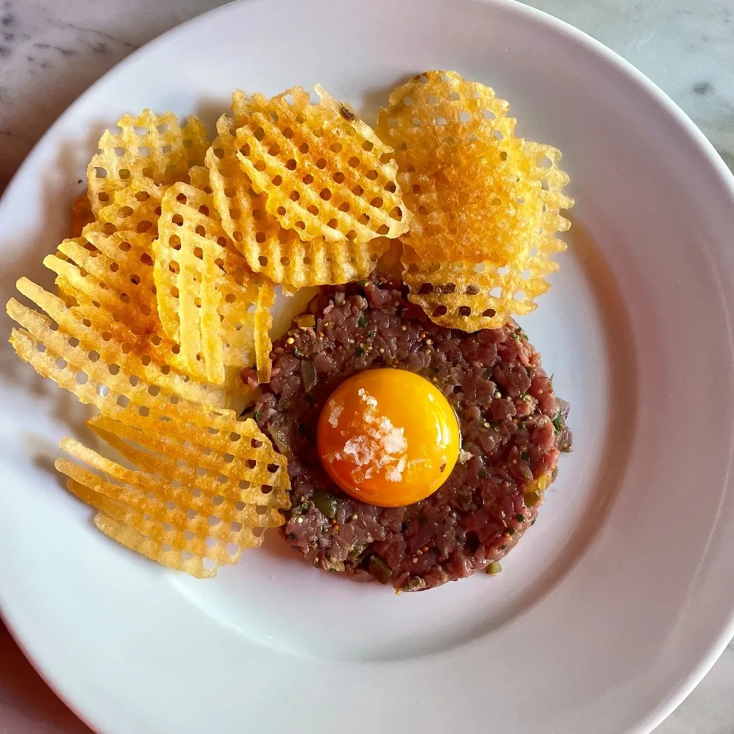 Image alt description