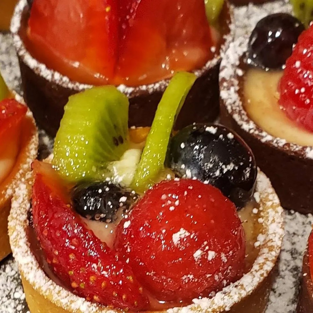 Image alt description