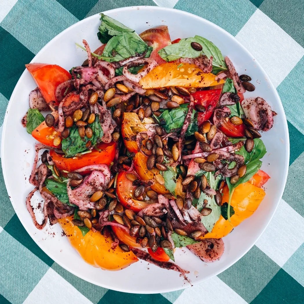 Image alt description