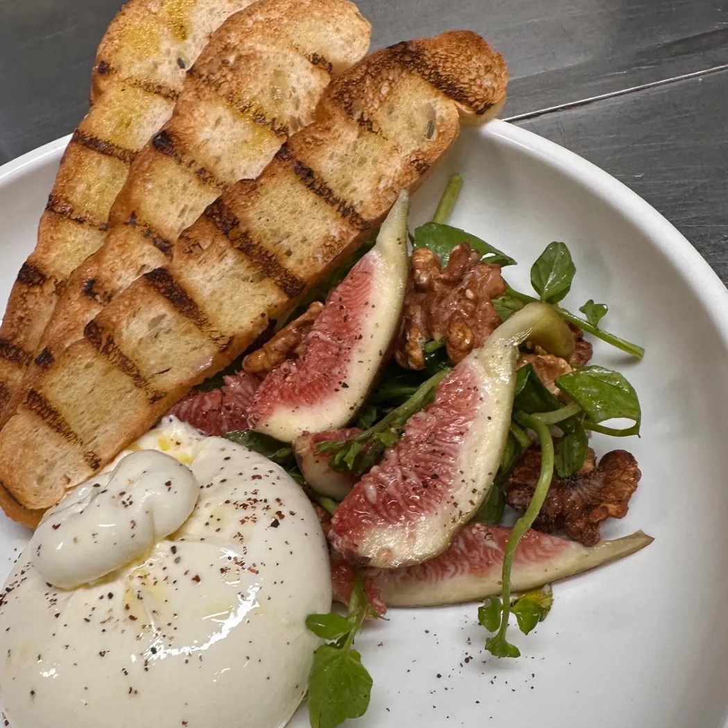 Image alt description