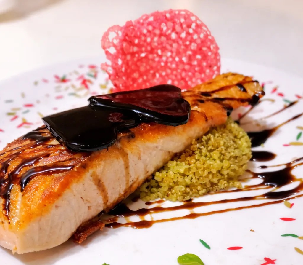 Image alt description