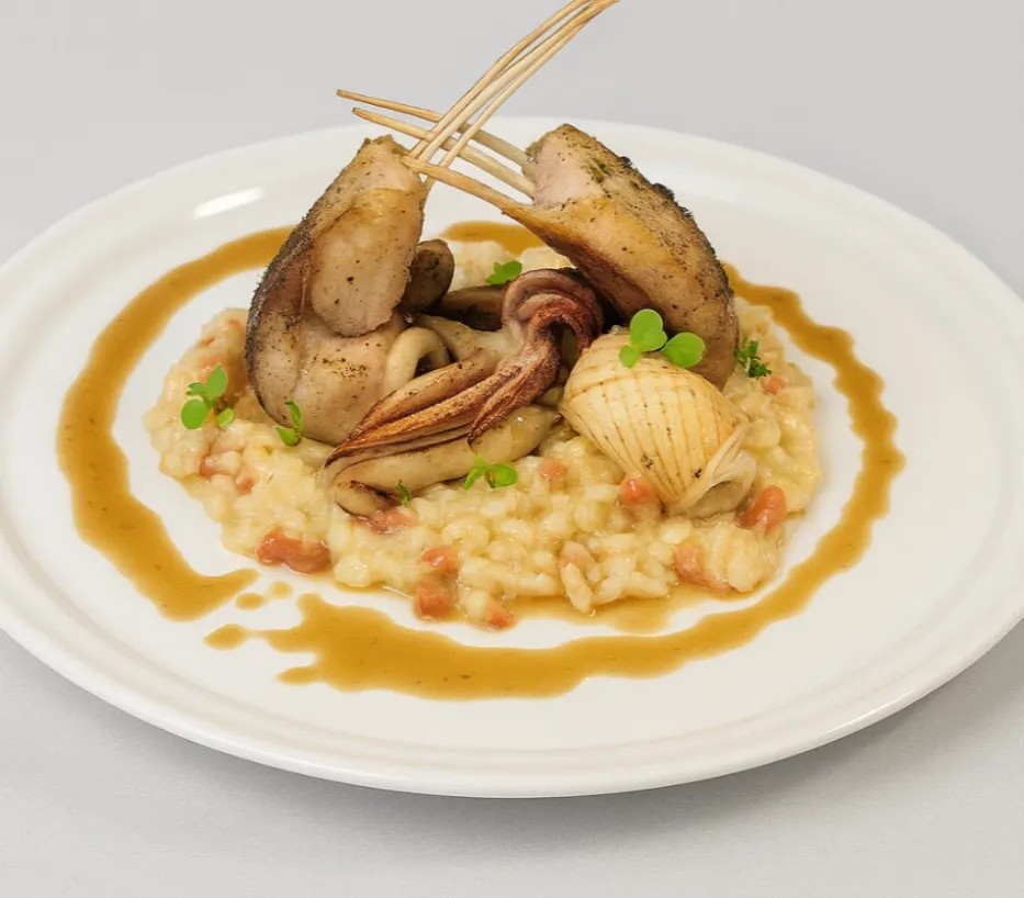 Image alt description