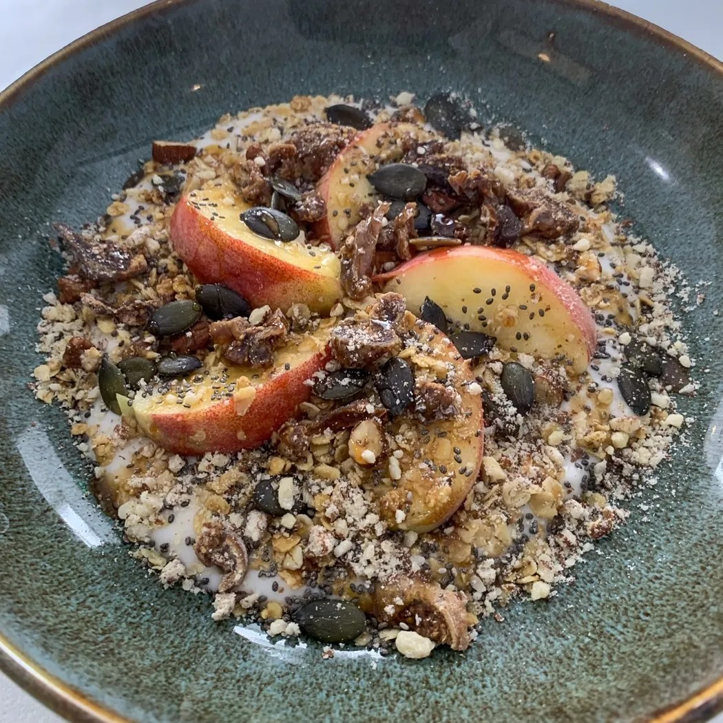 Image alt description