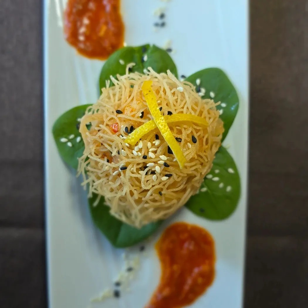 Image alt description