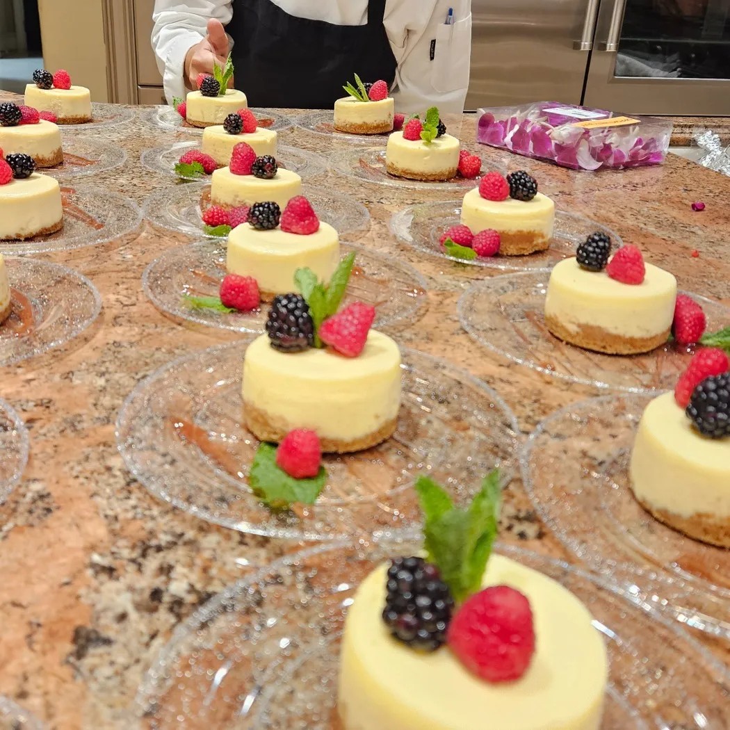 Image alt description