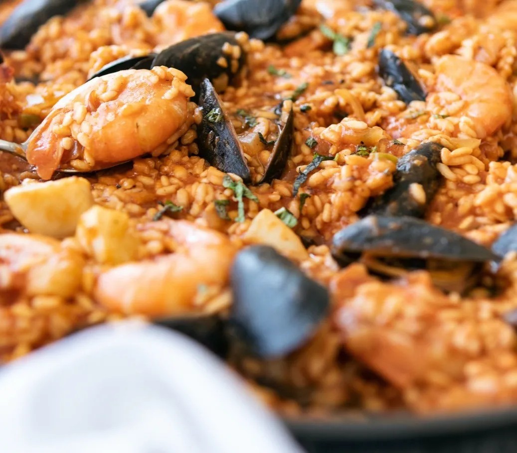 Image alt description