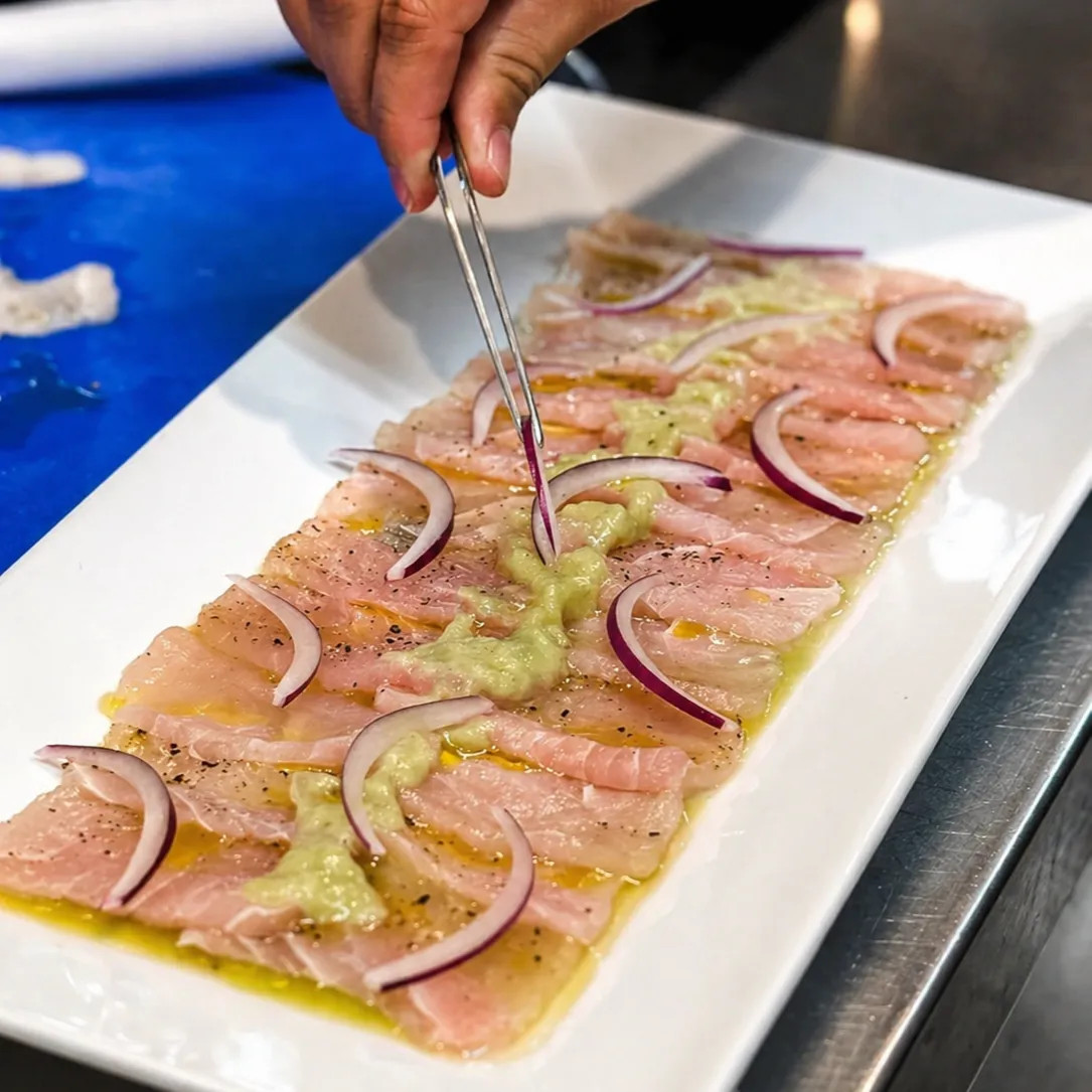 Image alt description