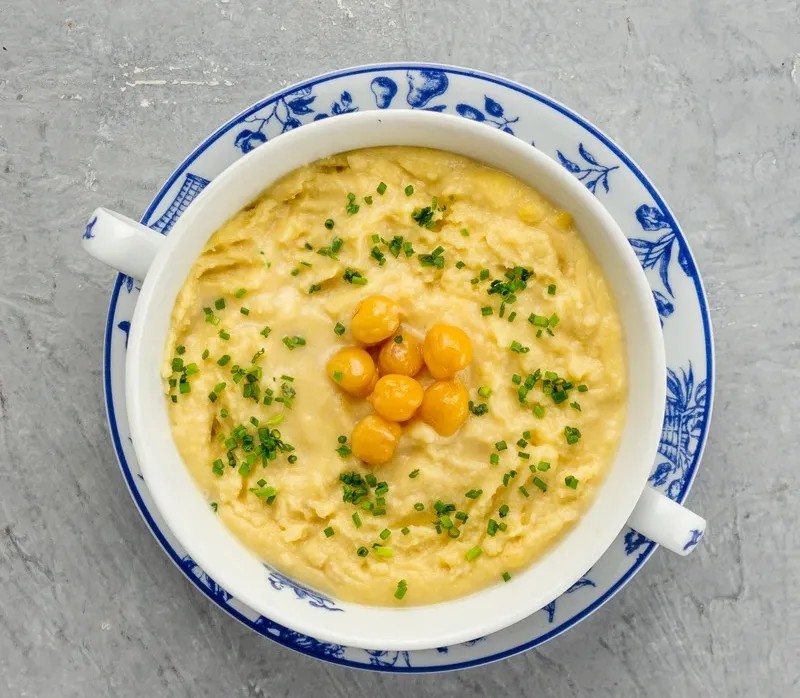 Image alt description