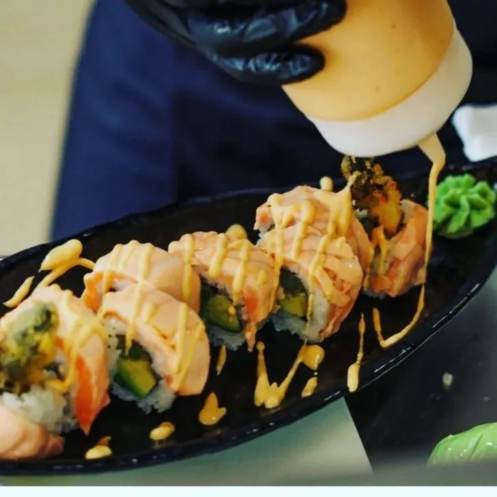 Image alt description