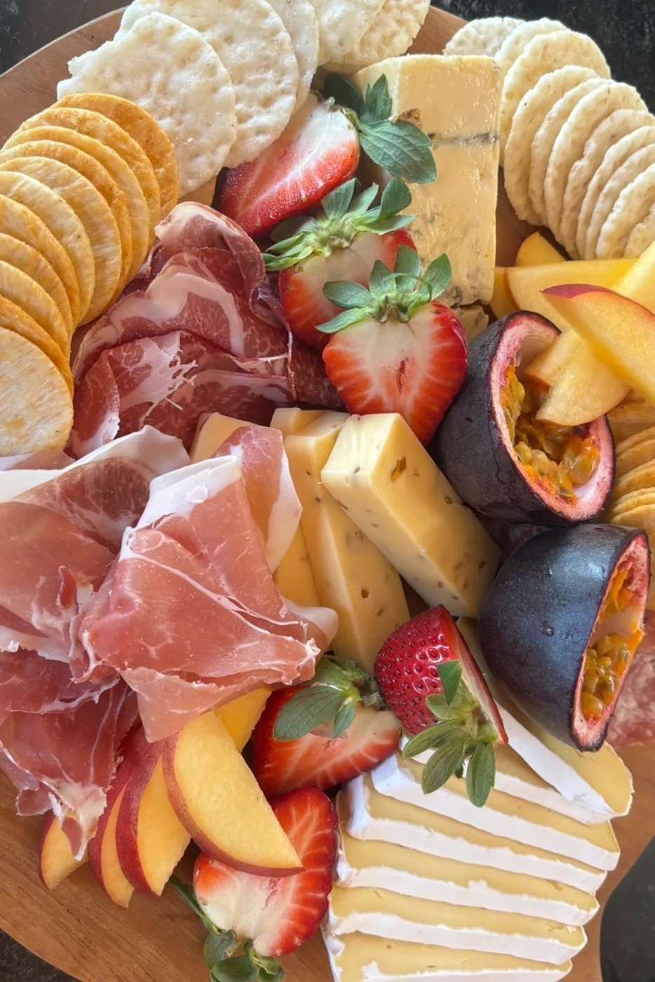 Image alt description