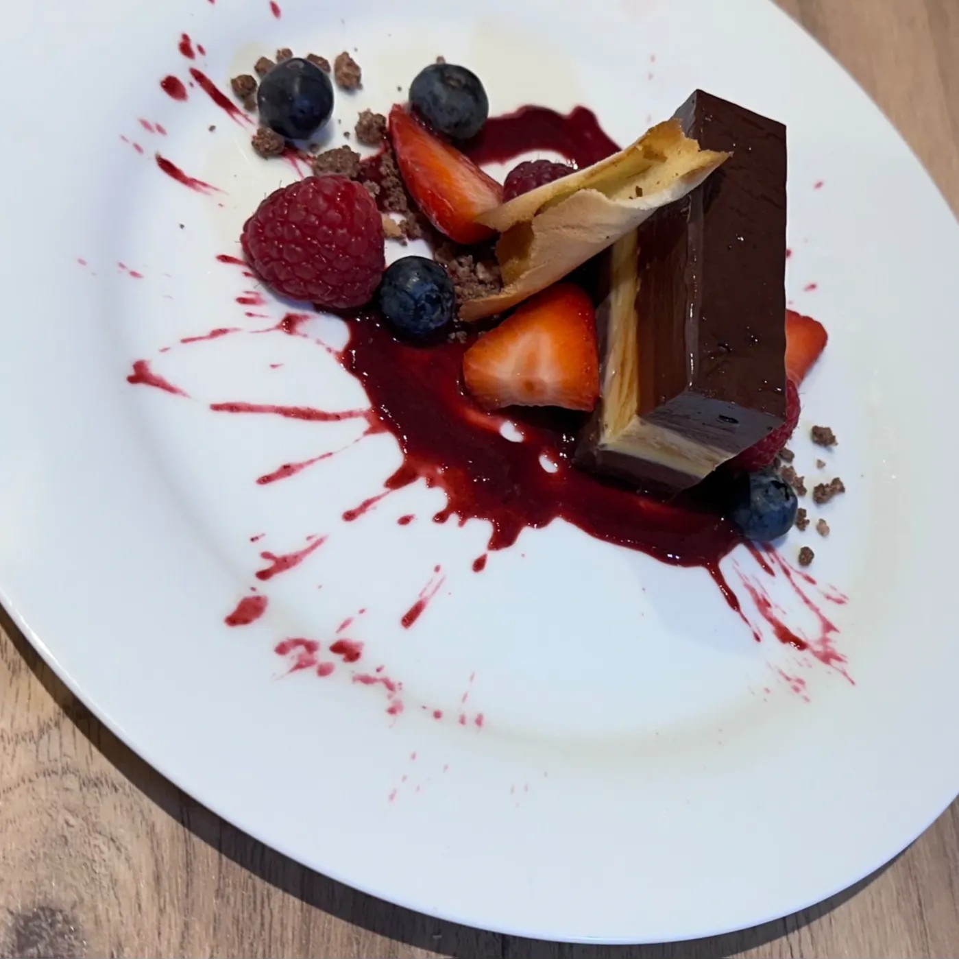 Image alt description