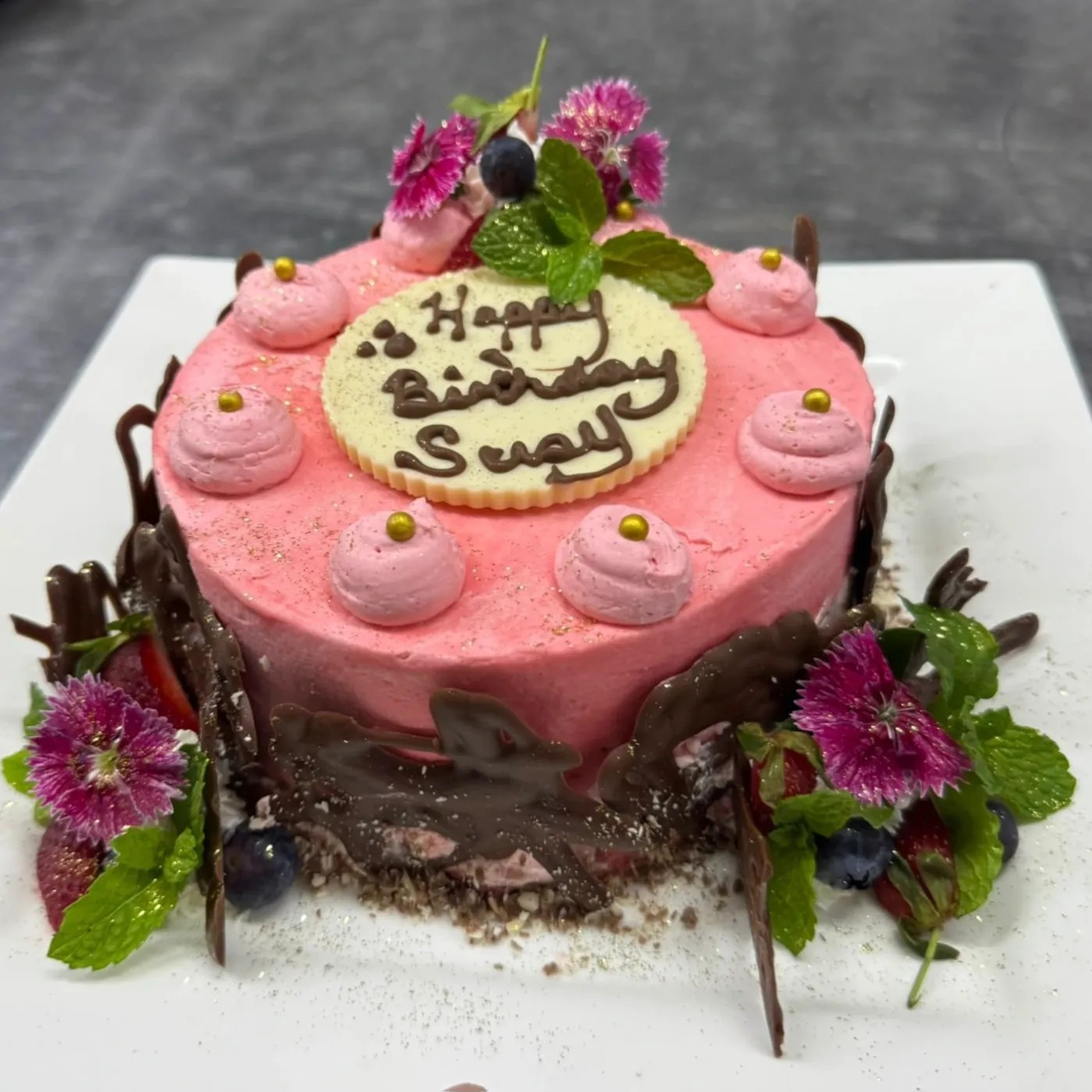 Image alt description