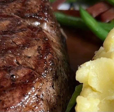 Image alt description