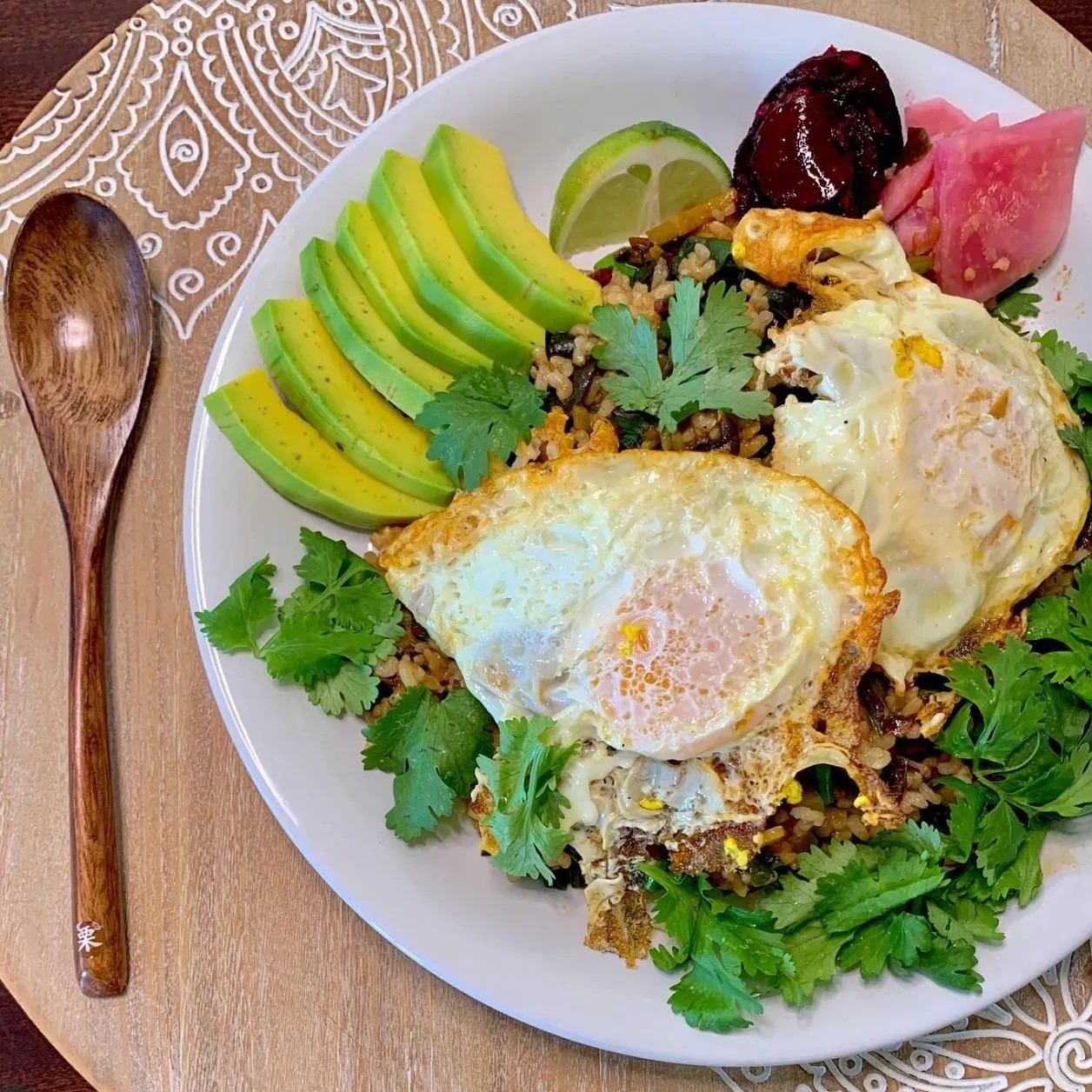 Image alt description