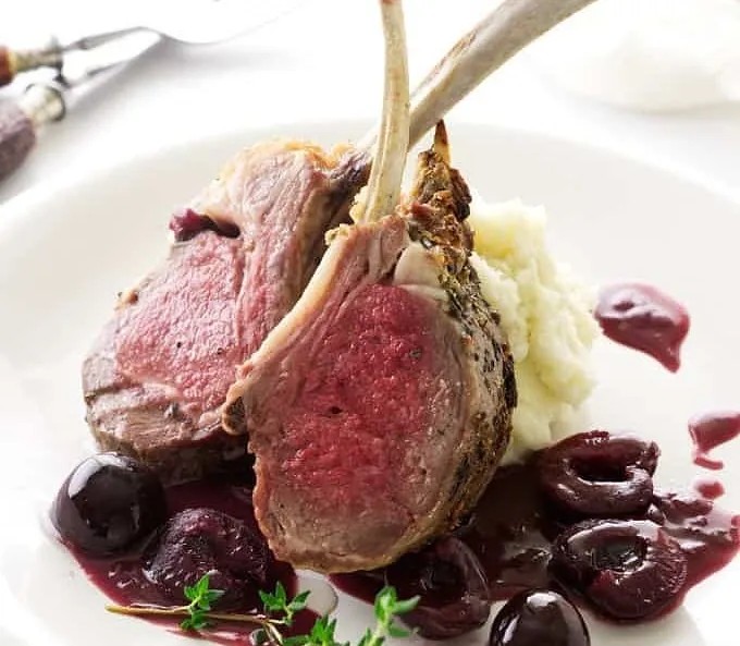 Image alt description