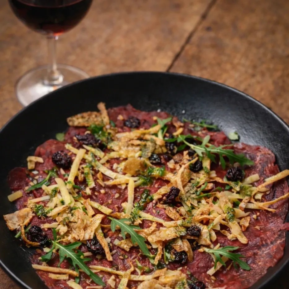 Image alt description