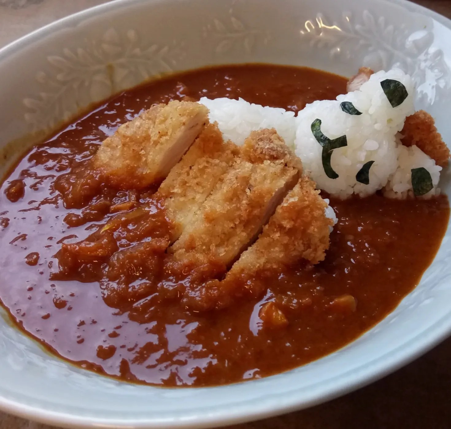 Image alt description