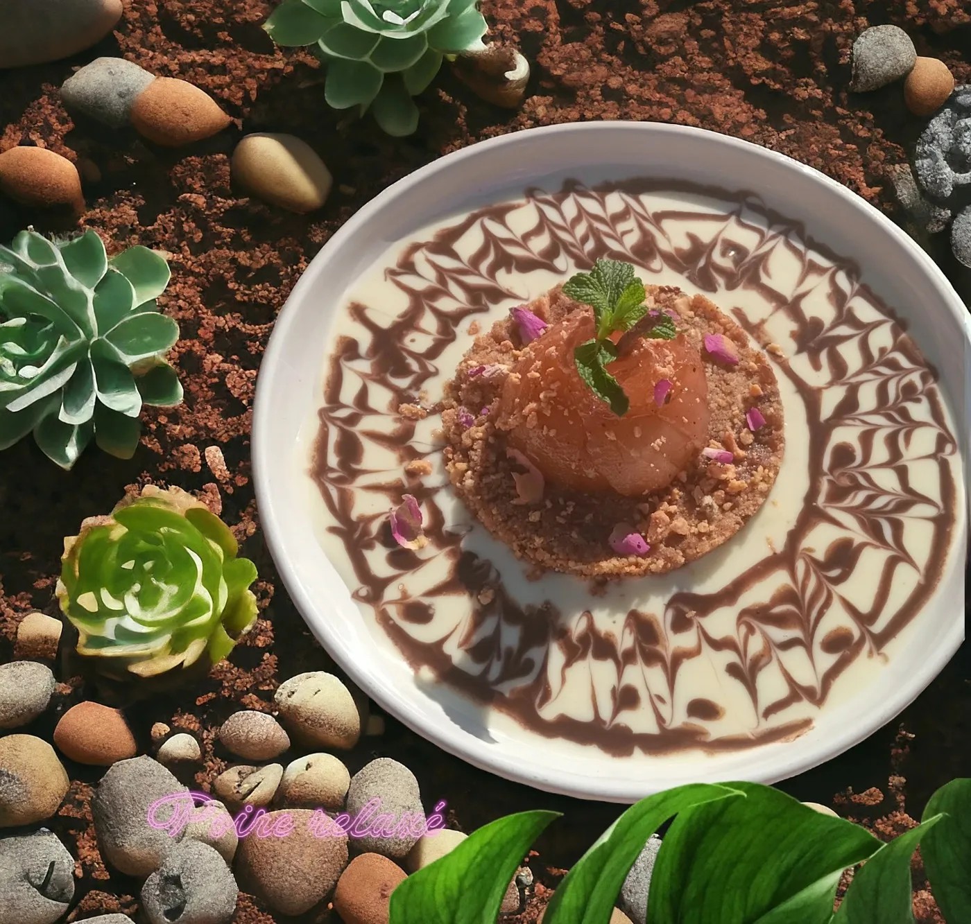 Image alt description