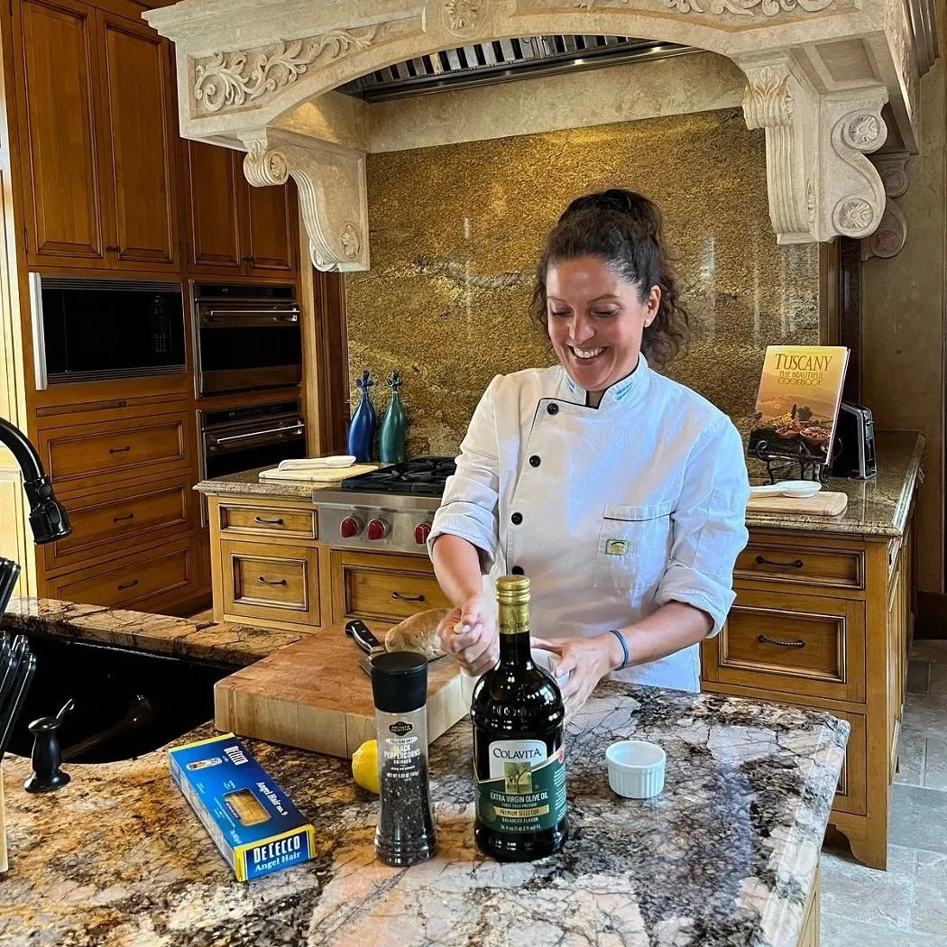 Image alt description