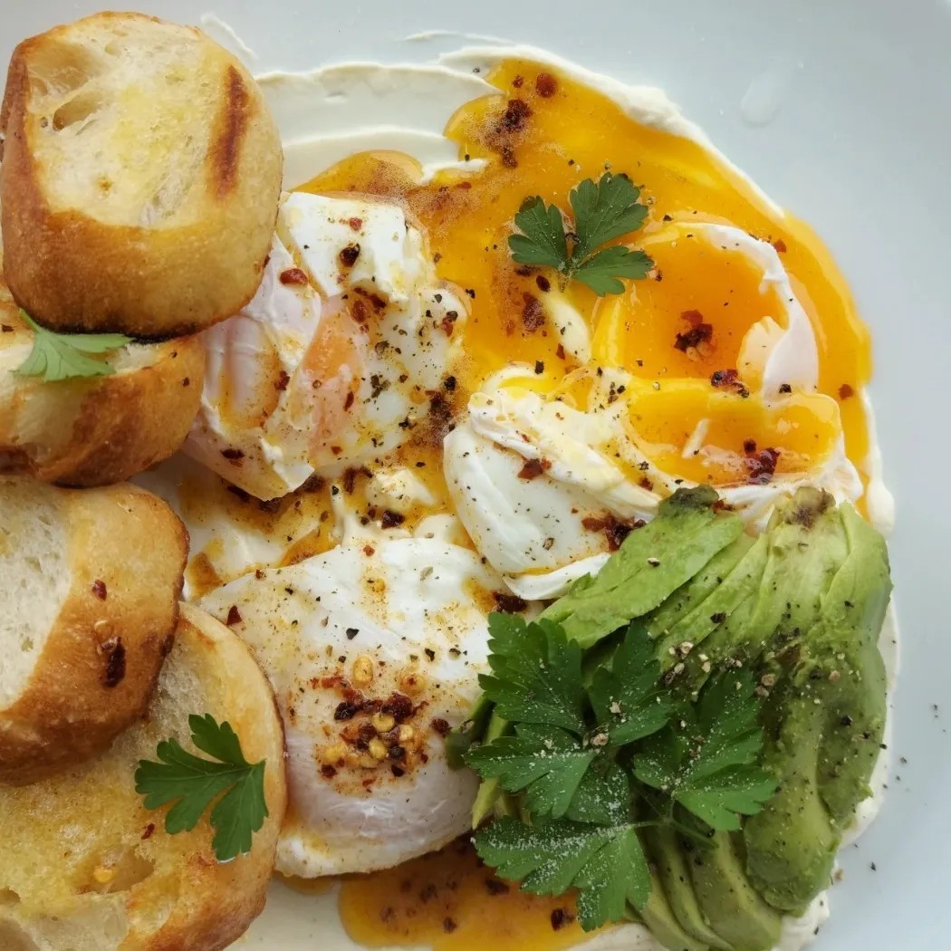 Image alt description