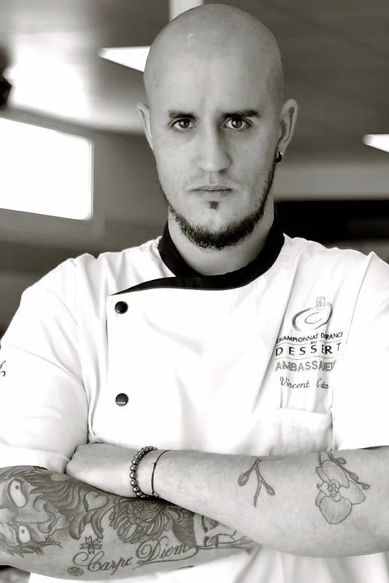 Image alt description