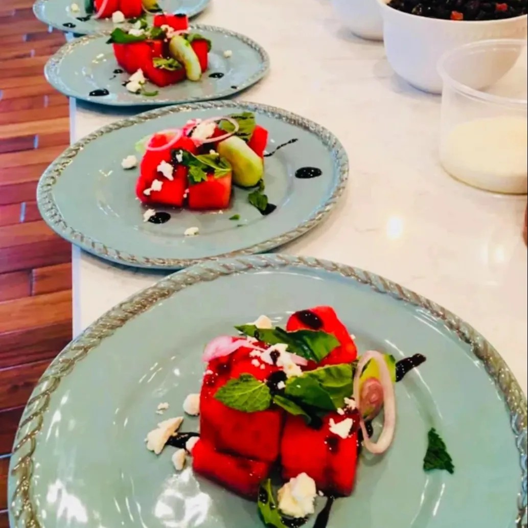 Image alt description