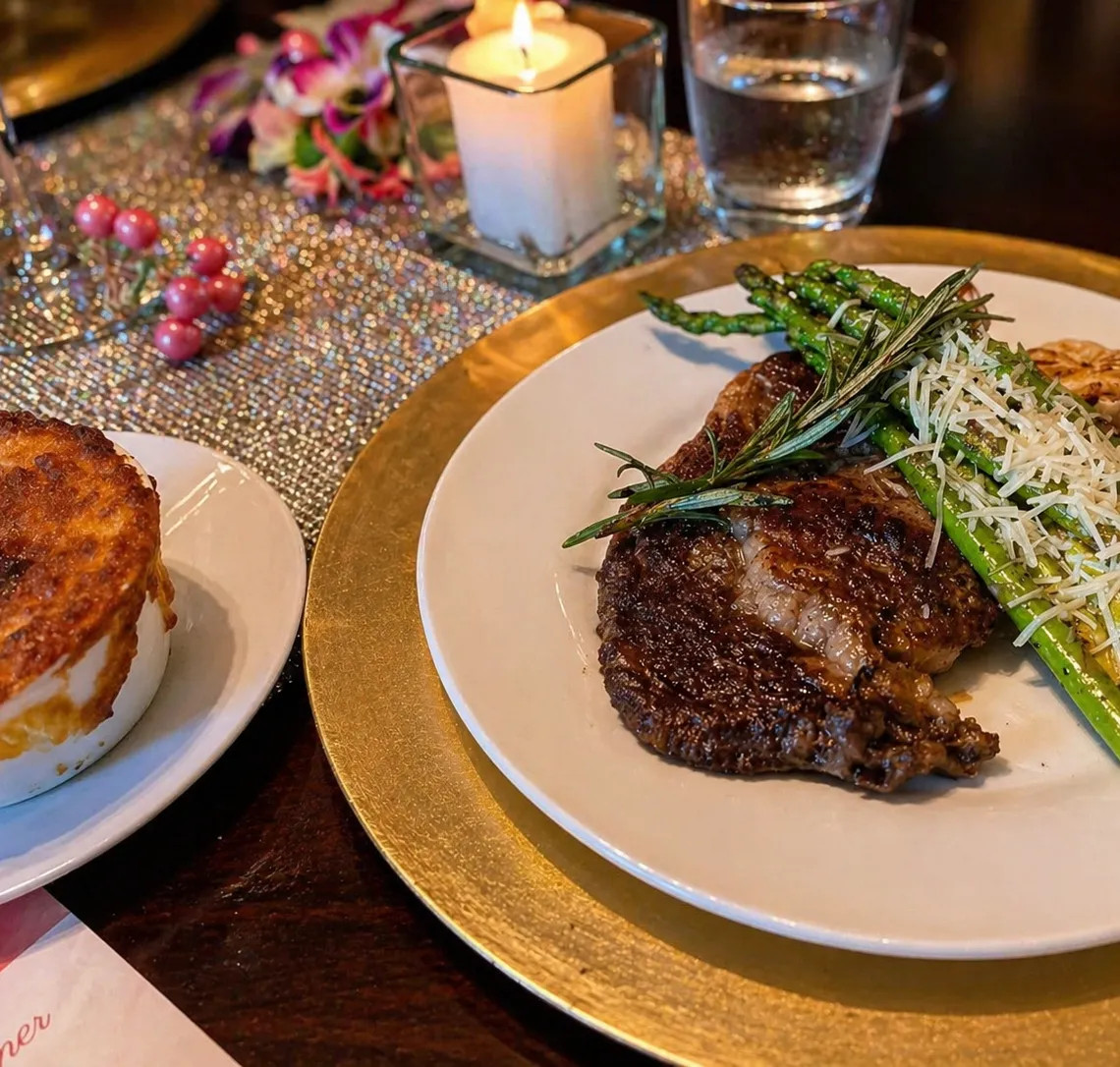 Image alt description