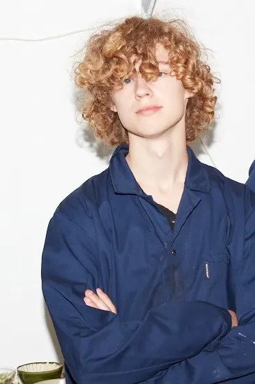 Image alt description