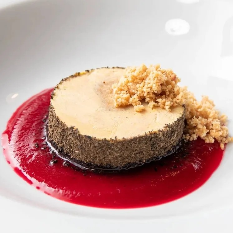 Image alt description