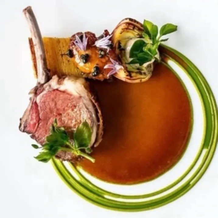 Image alt description