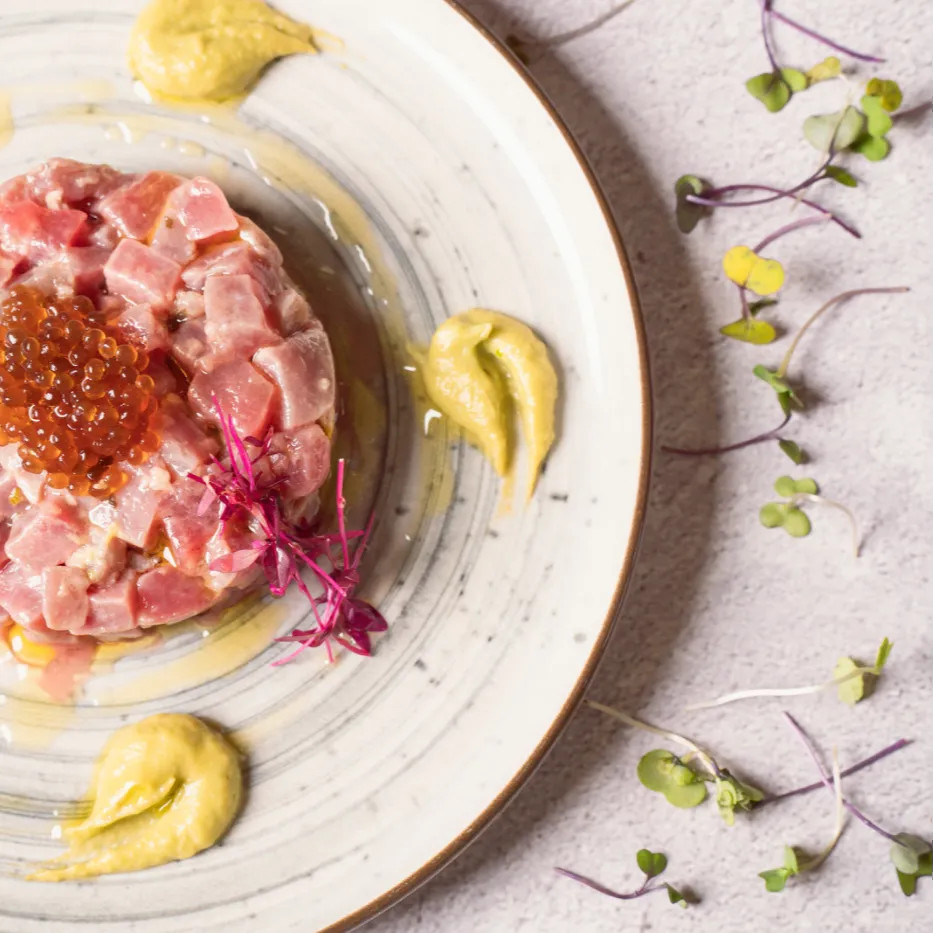 Image alt description