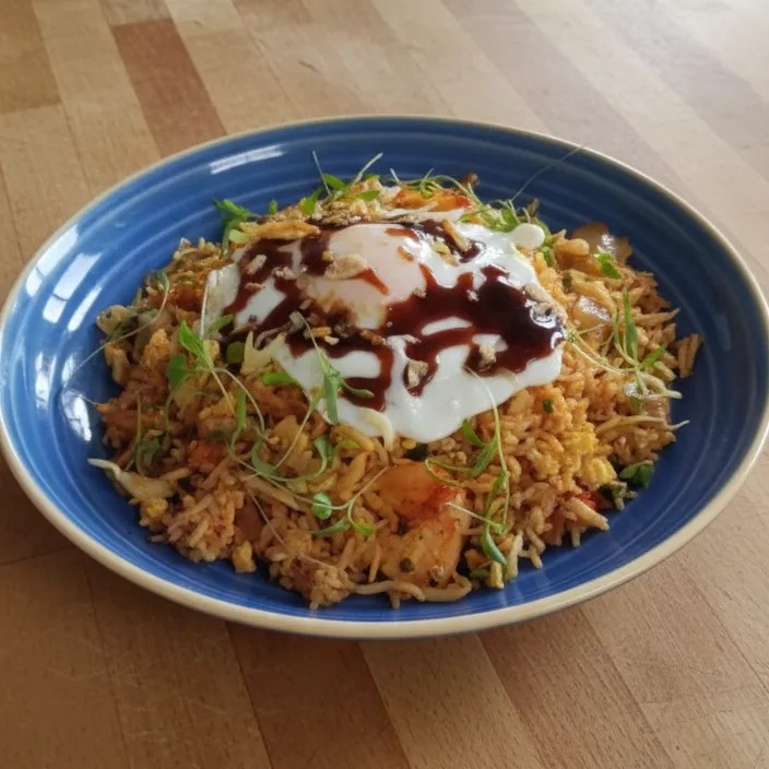 Image alt description