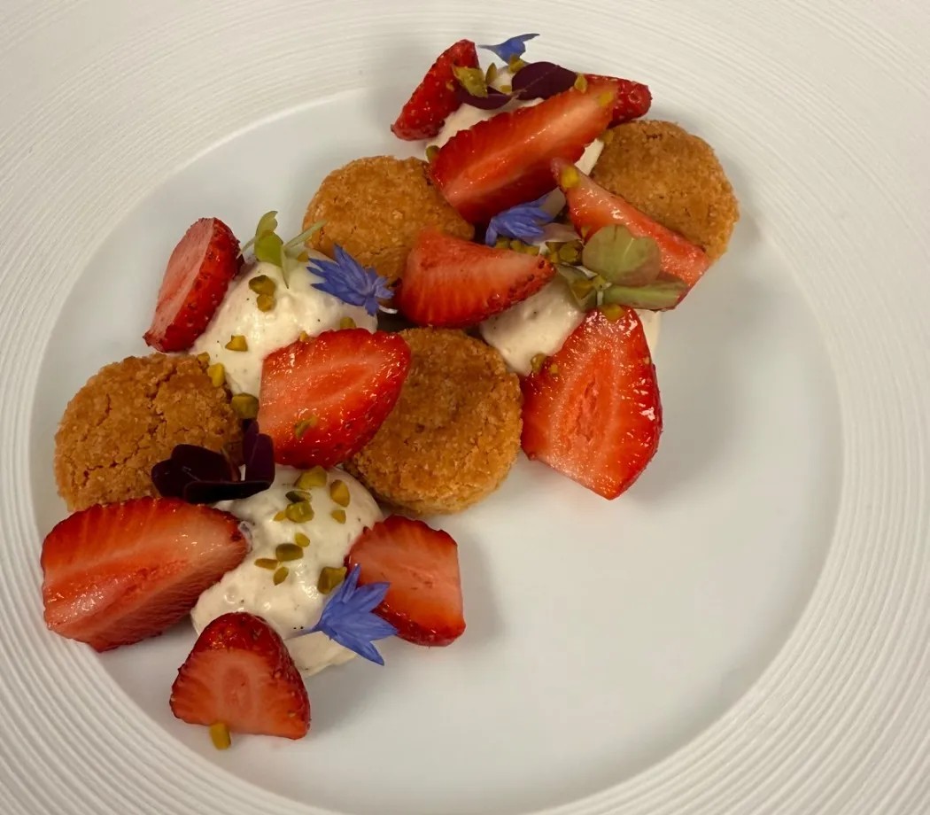 Image alt description