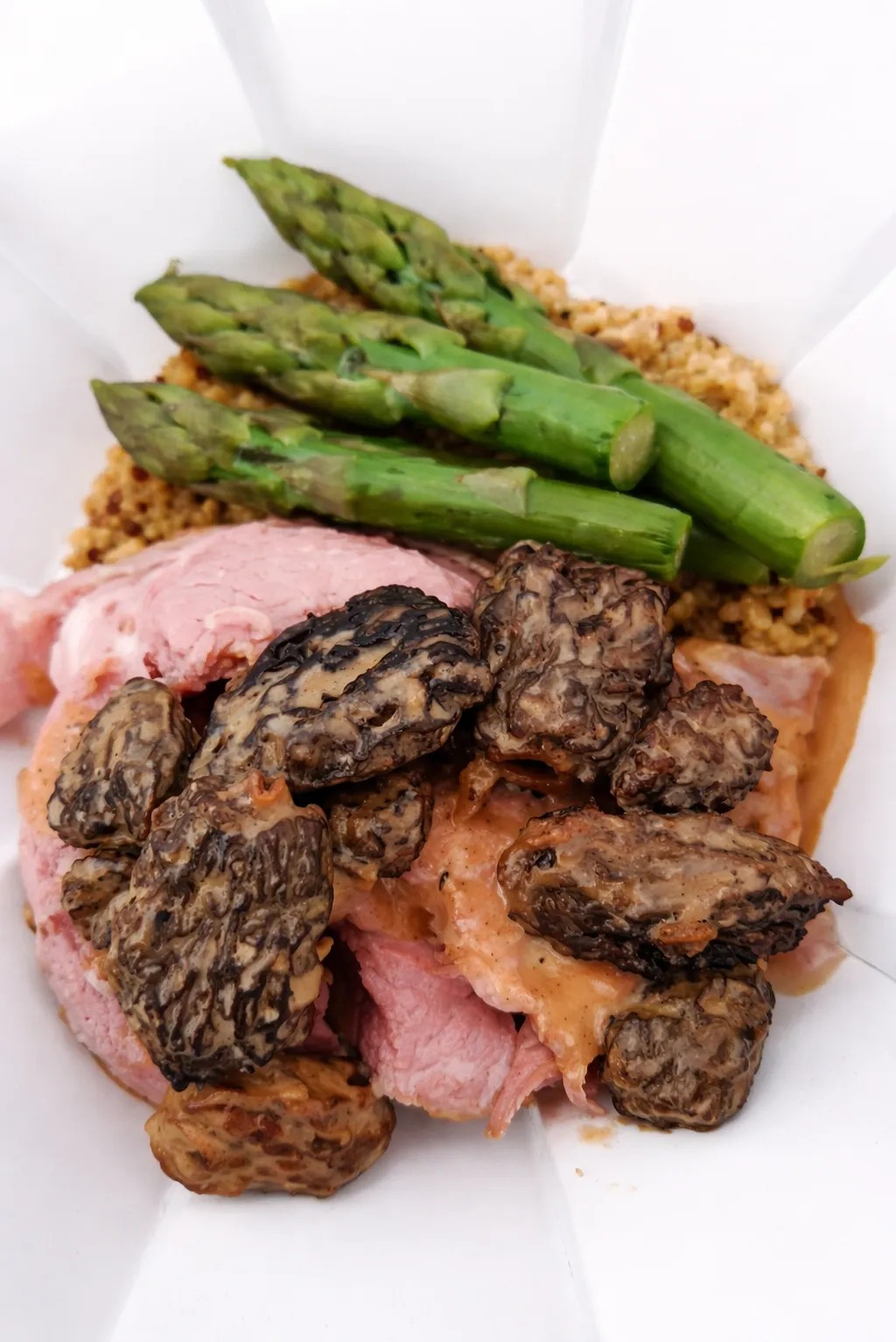 Image alt description