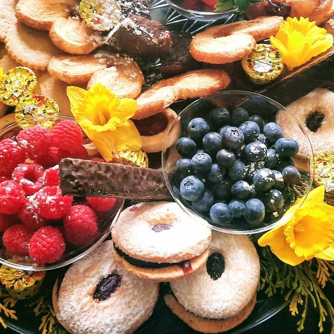 Image alt description