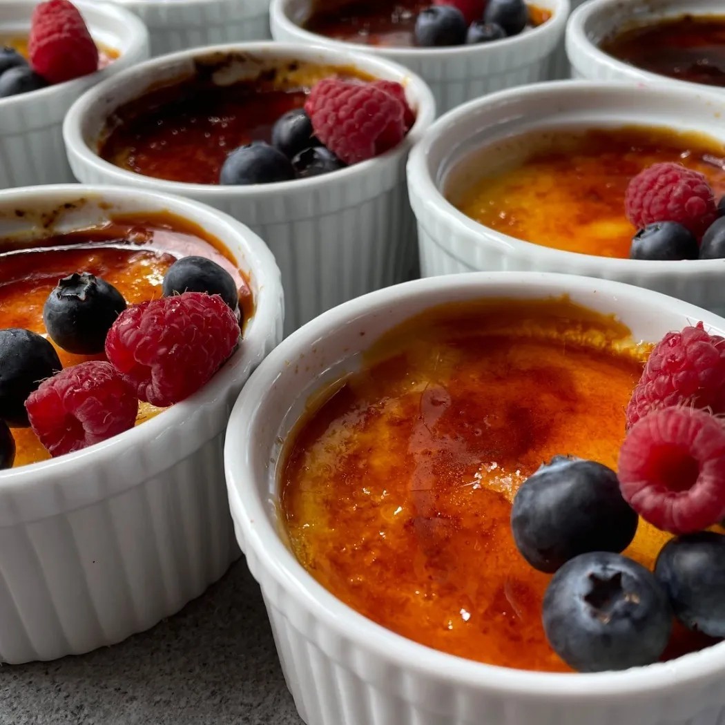 Image alt description