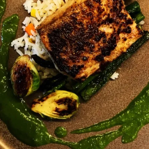 Image alt description