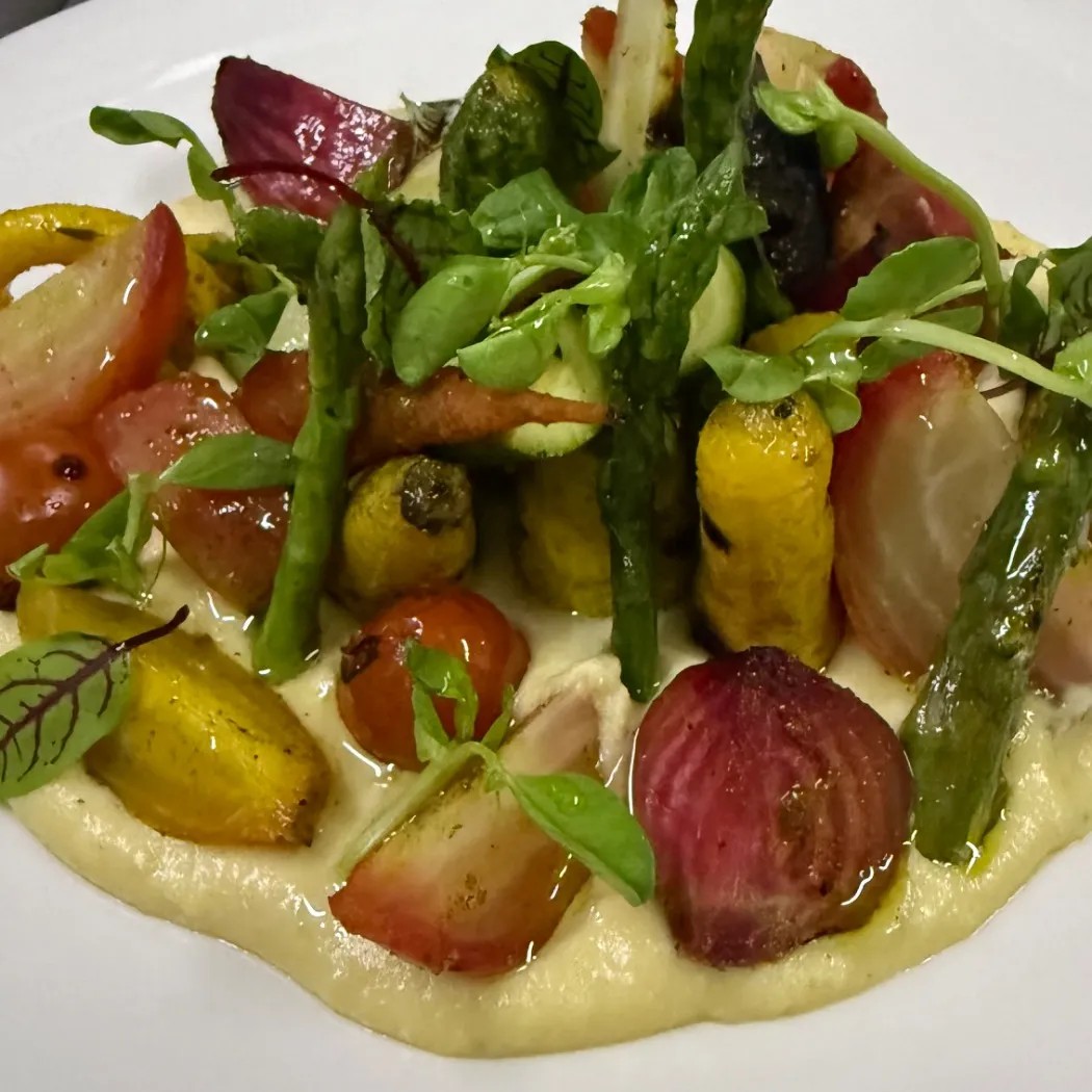 Image alt description