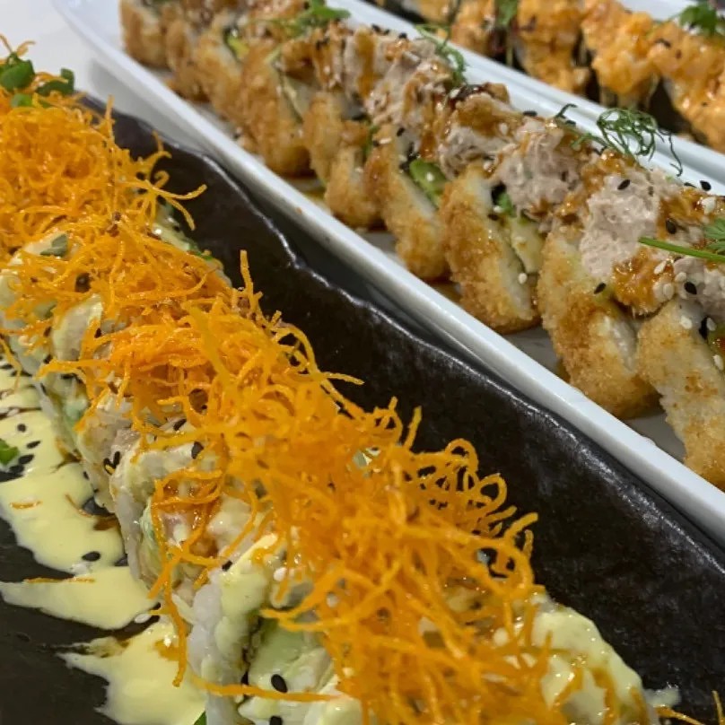 Image alt description