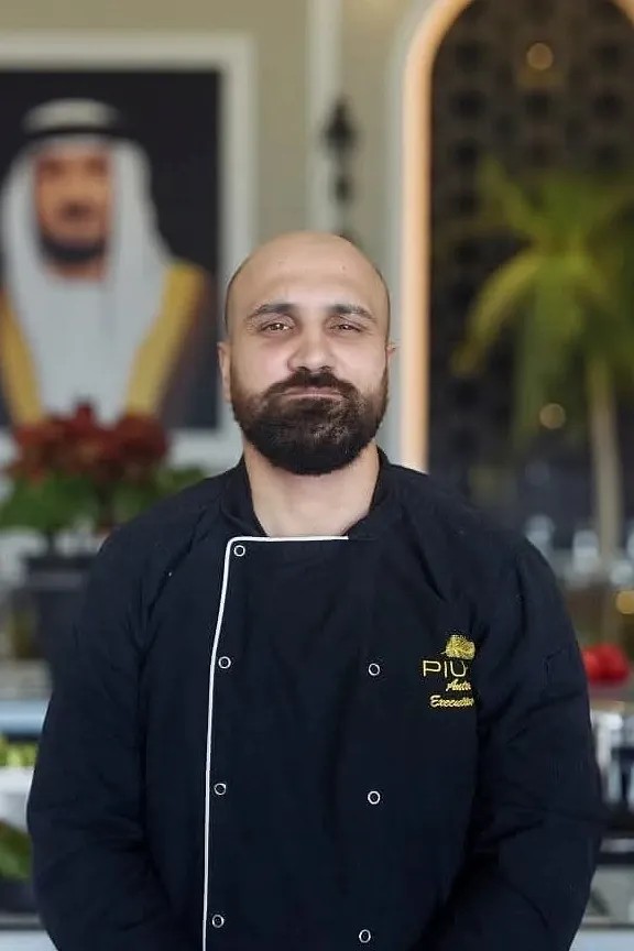 Image alt description