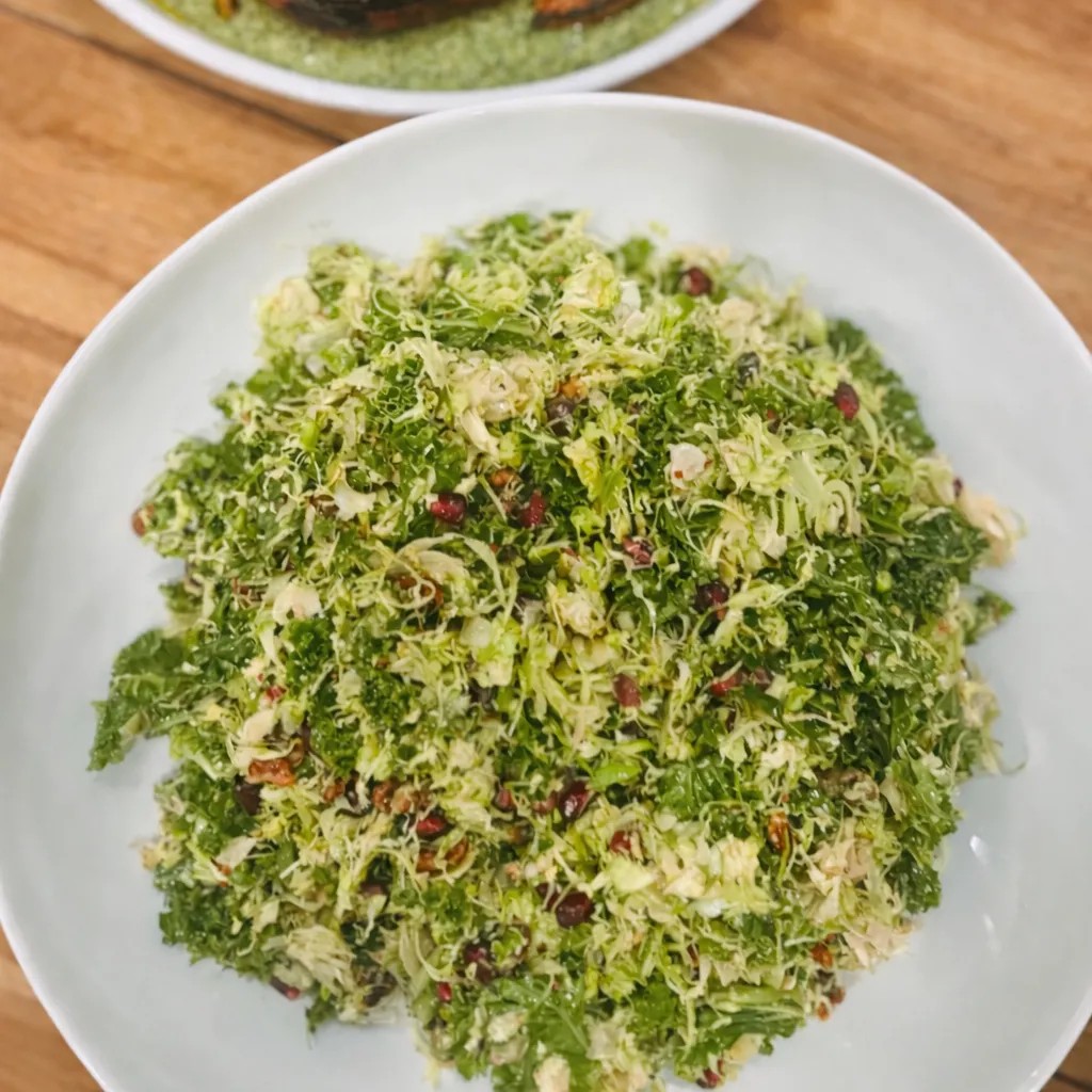 Image alt description