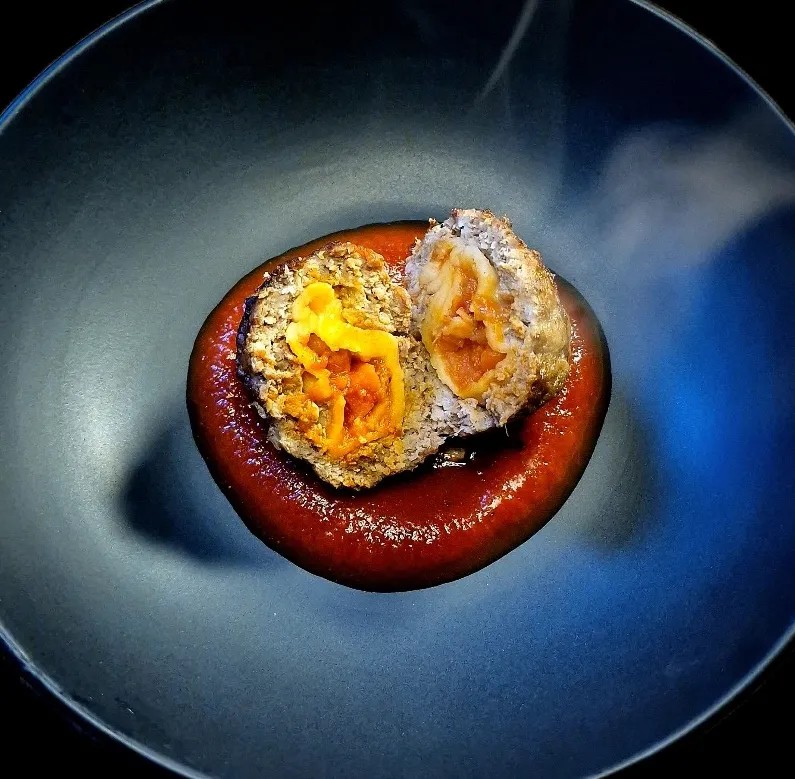 Image alt description