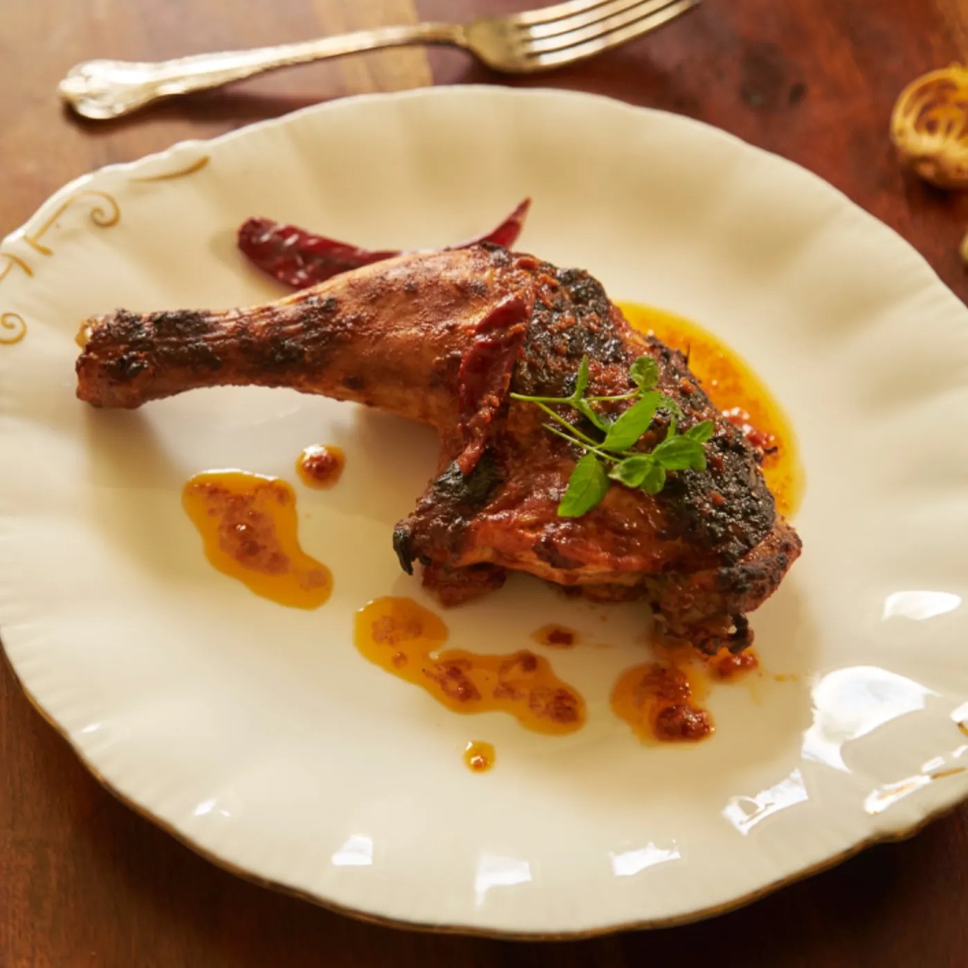 Image alt description