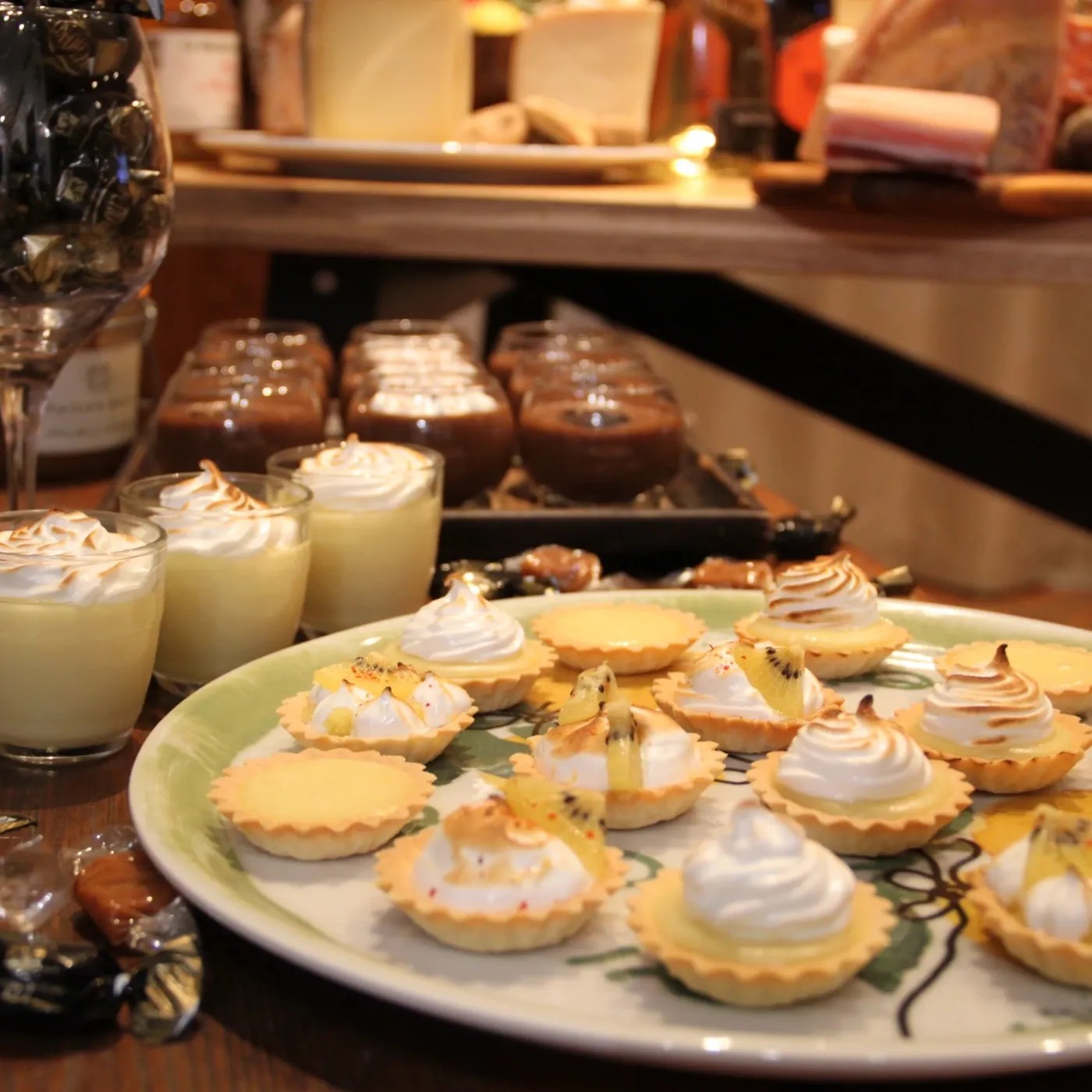 Image alt description