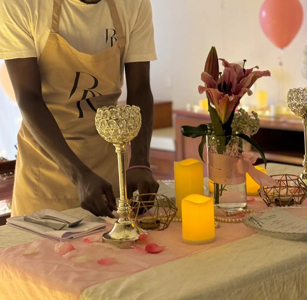 Image alt description