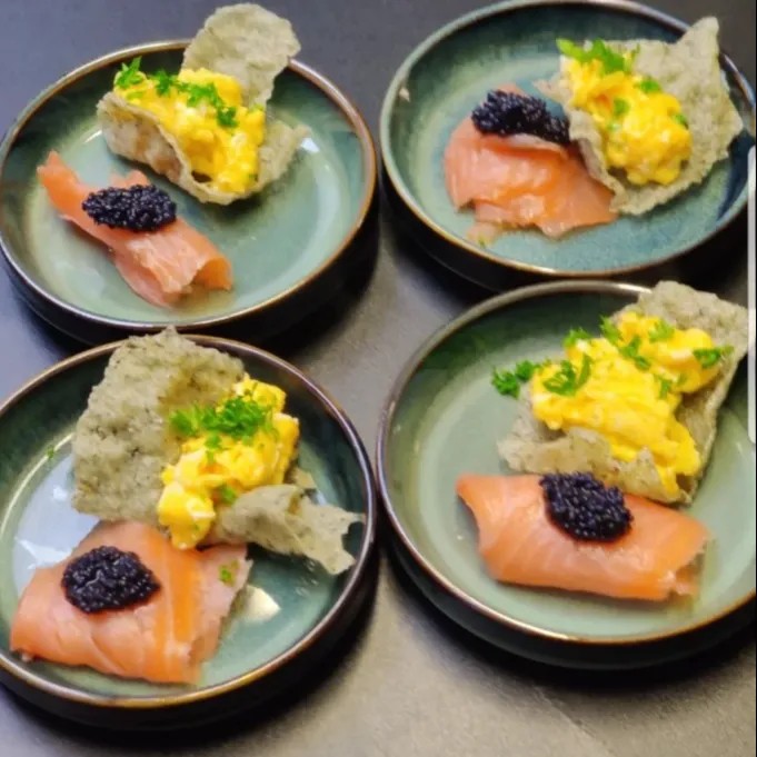 Image alt description